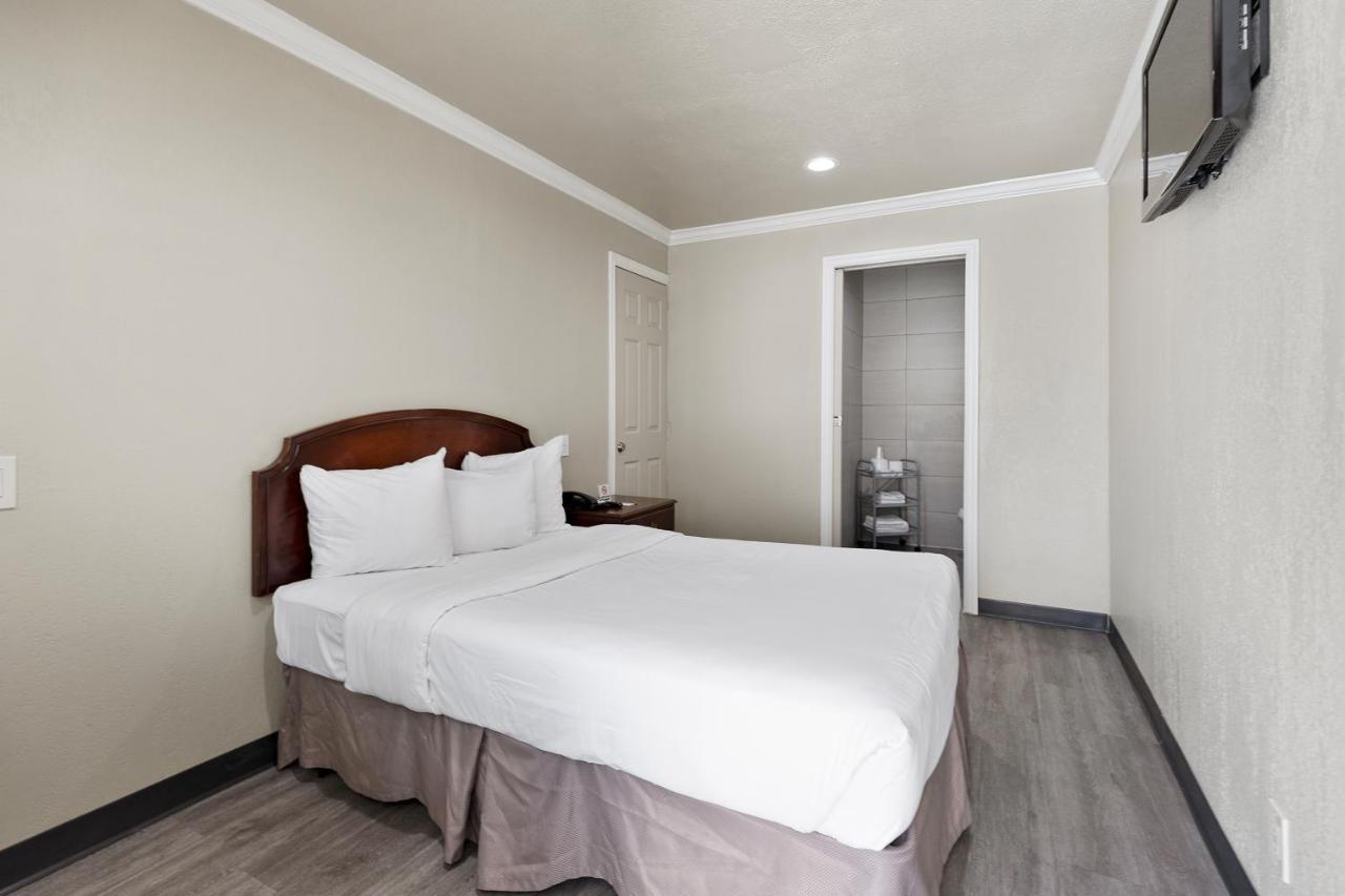 Le Blanc Inn & Suites El Monte Exterior foto